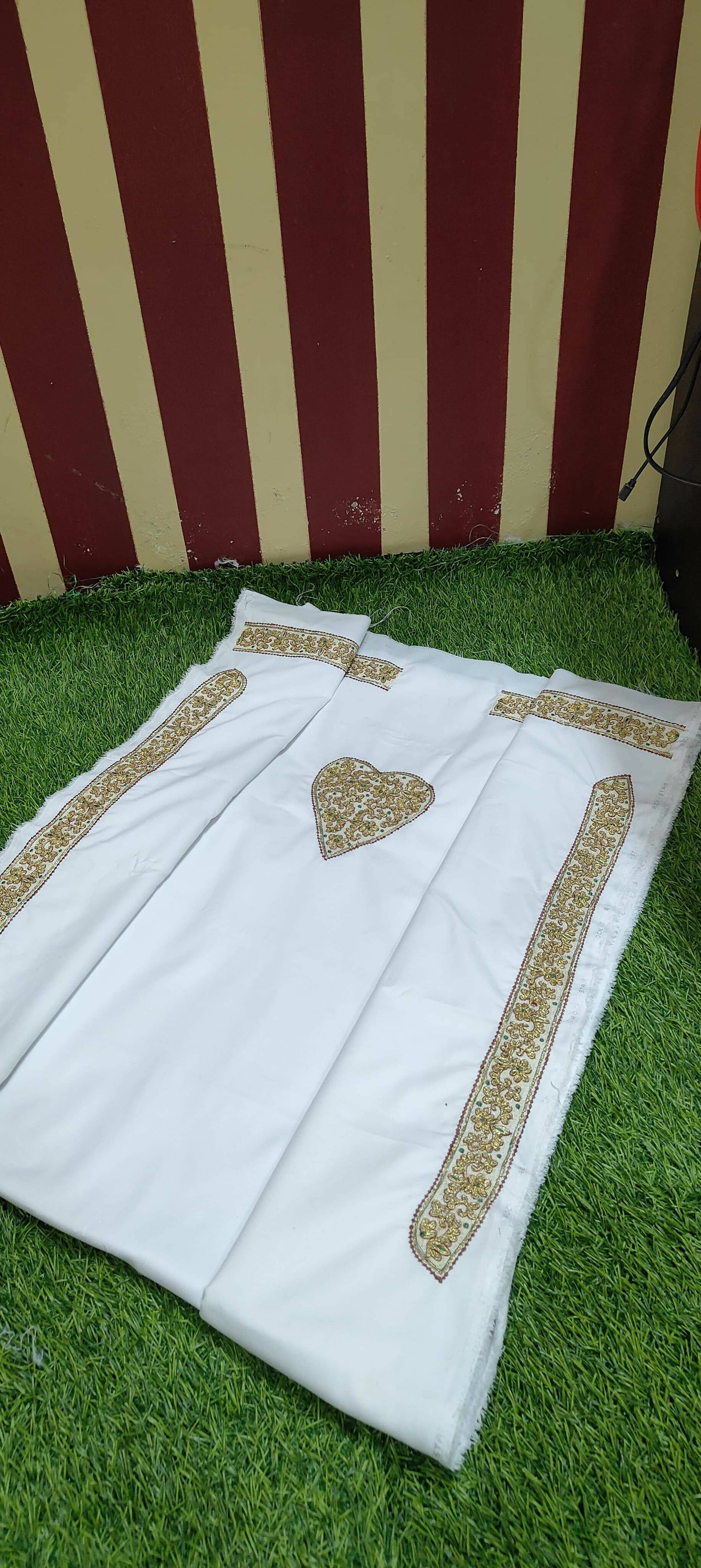 Embroided Kurta Pajama Saya