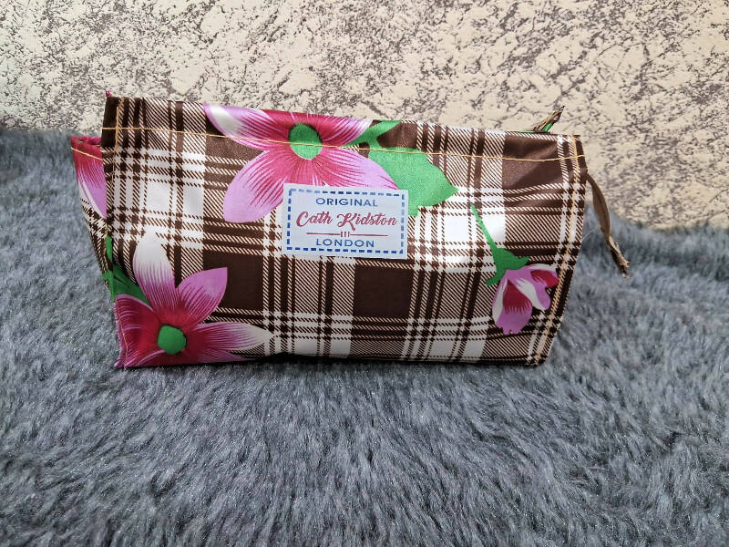 Multi Use Pauch - Bag