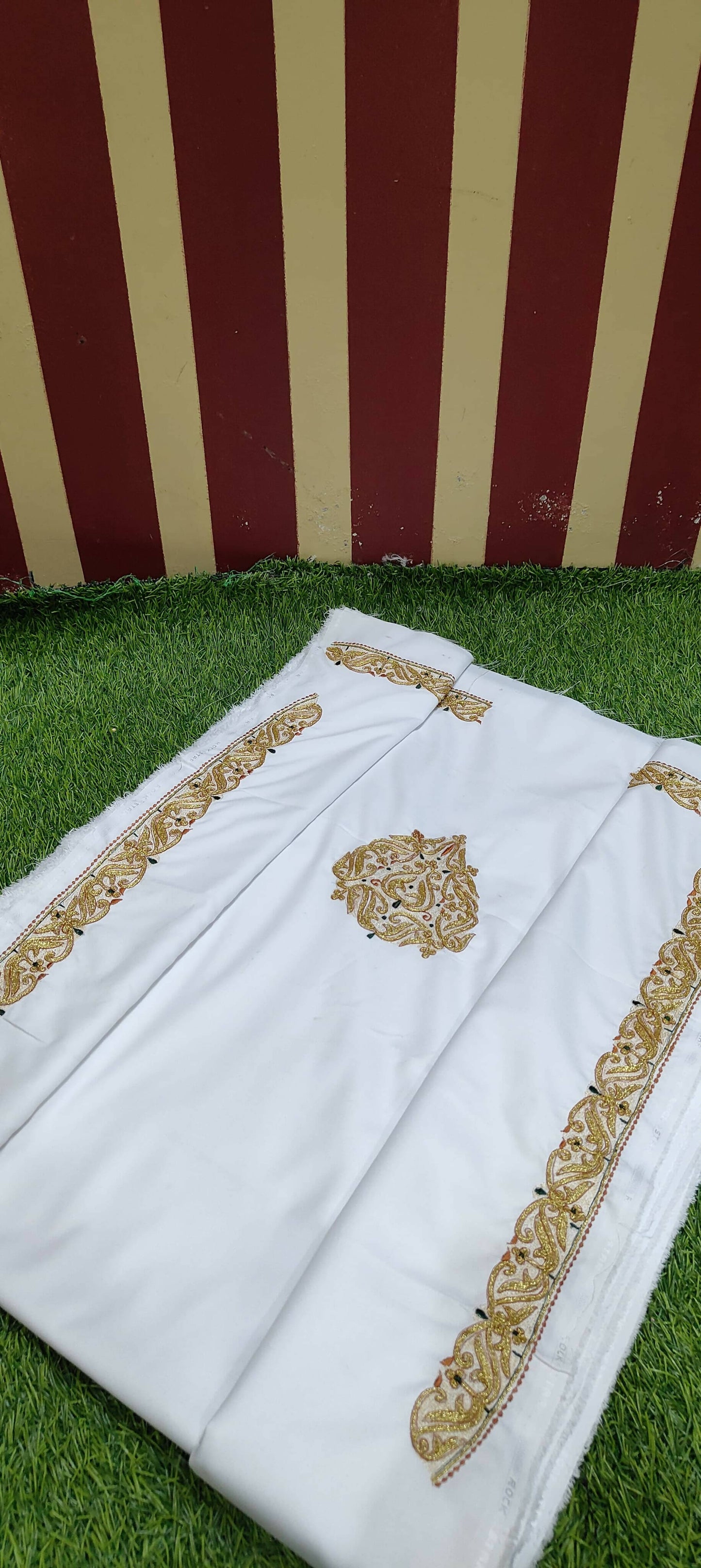 Embroided Kurta Pajama Saya