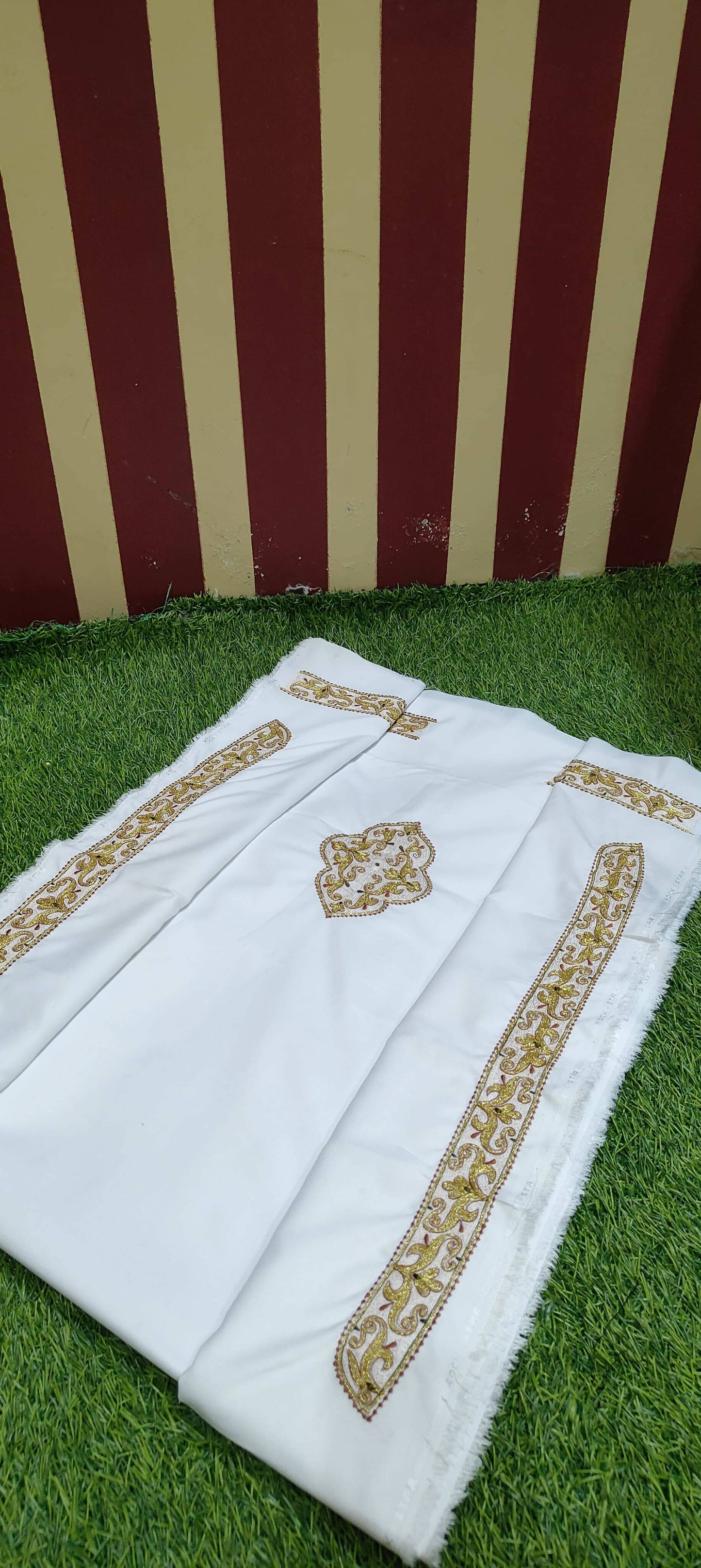 Embroided Kurta Pajama Saya