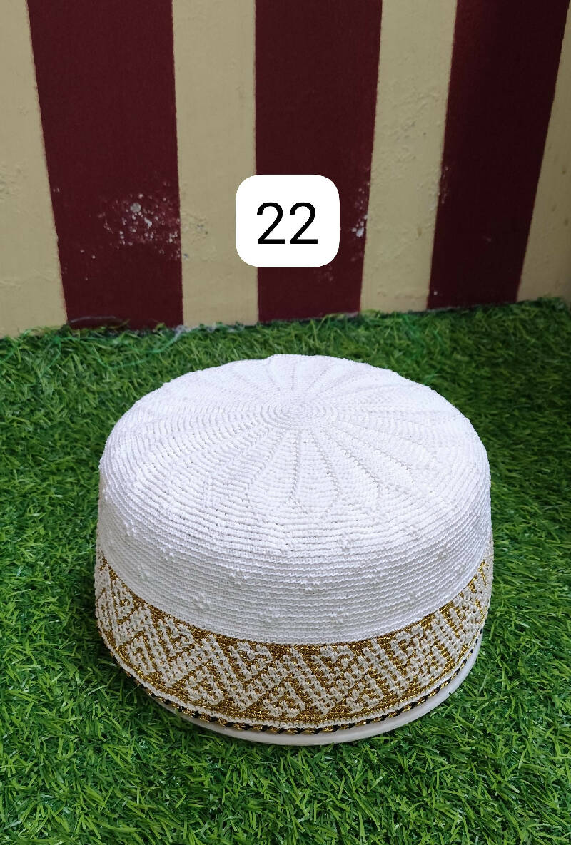 Gents White Topi Size 22