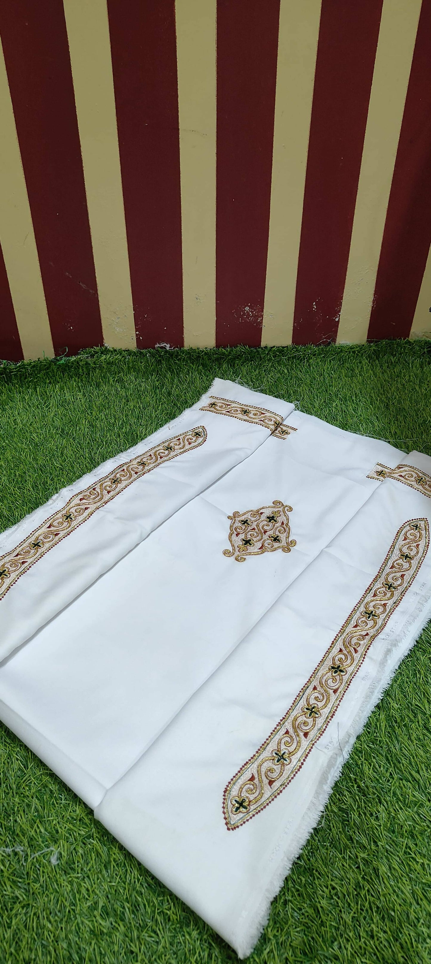 Embroided Kurta Pajama Saya