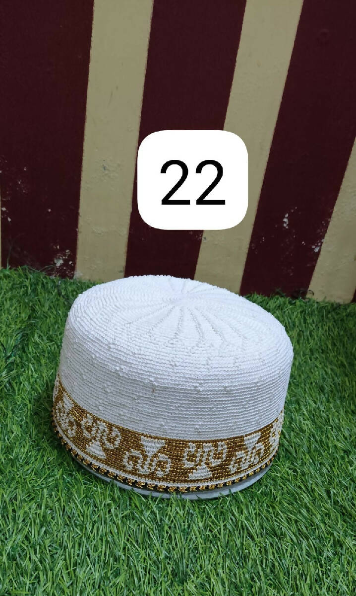 Mens White Topi 22