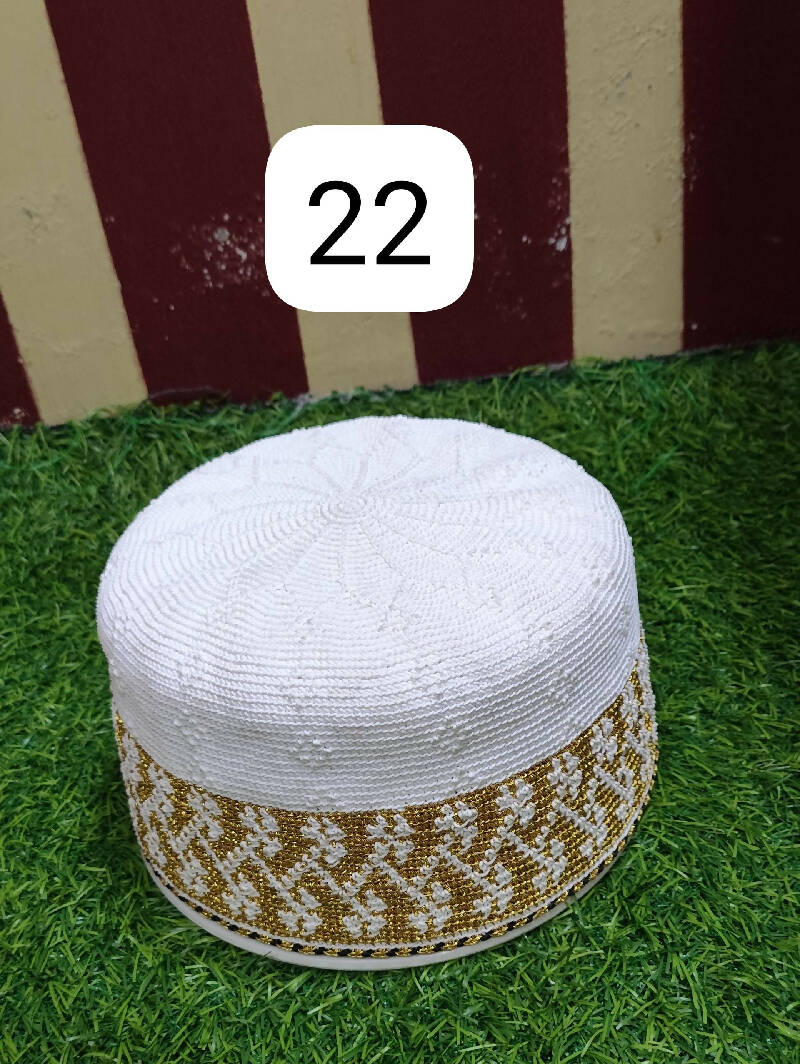 Gents White Topi Size 22