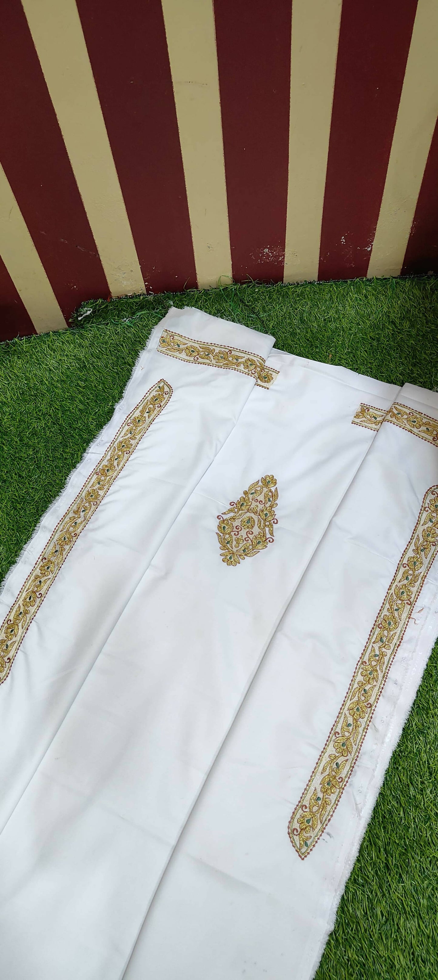 Embroided Kurta Pajama Saya