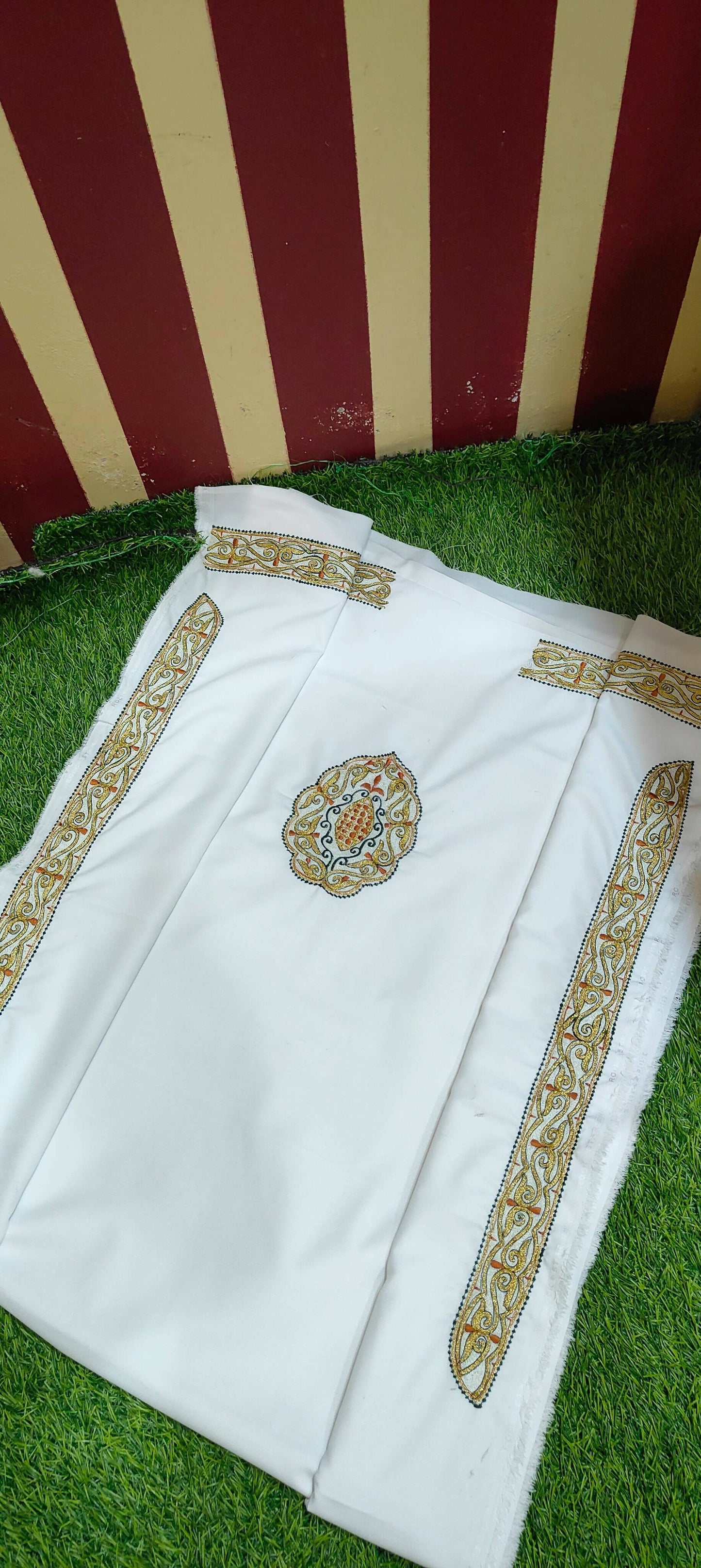 Embroided Kurta Pajama Saya
