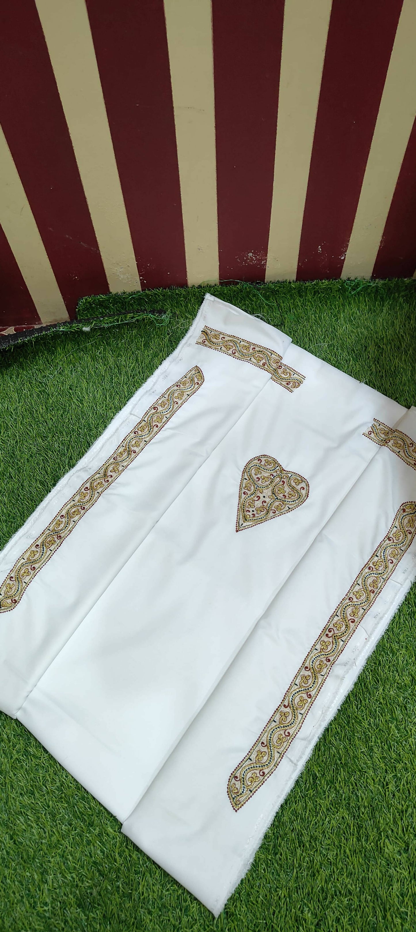 Embroided Kurta Pajama Saya