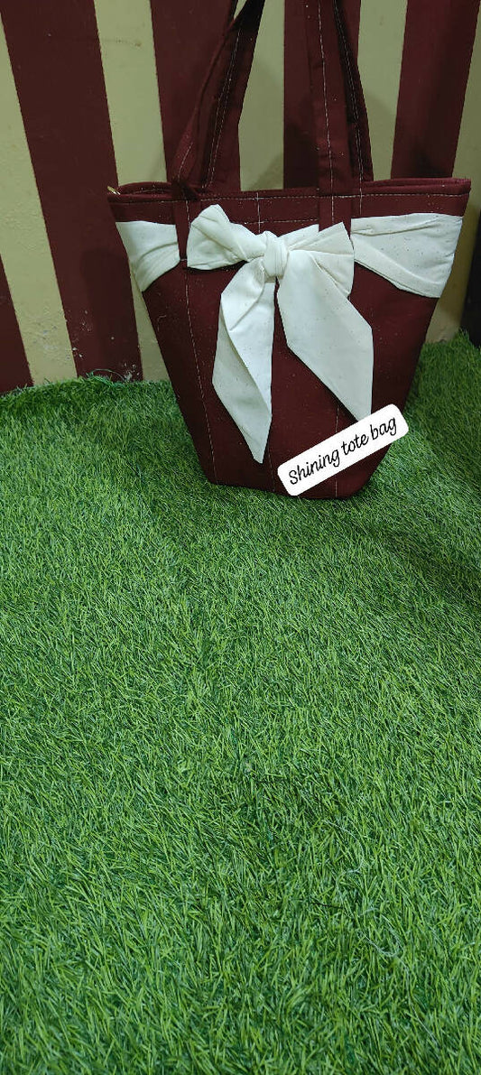 Tote bag