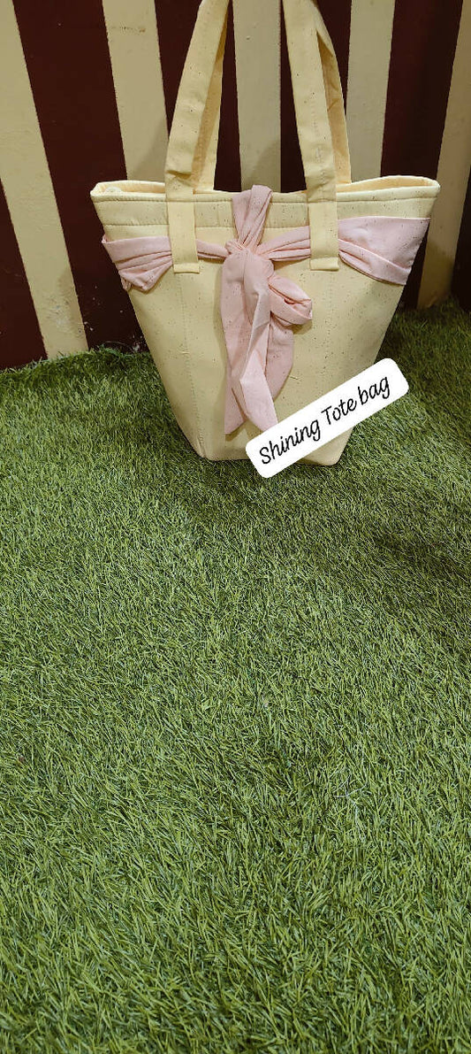 Tote bag