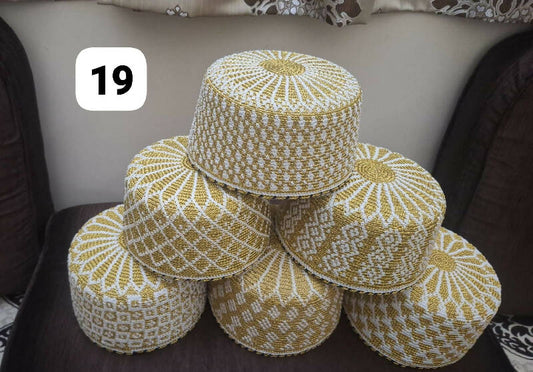 Gents Golden Topi Size 19