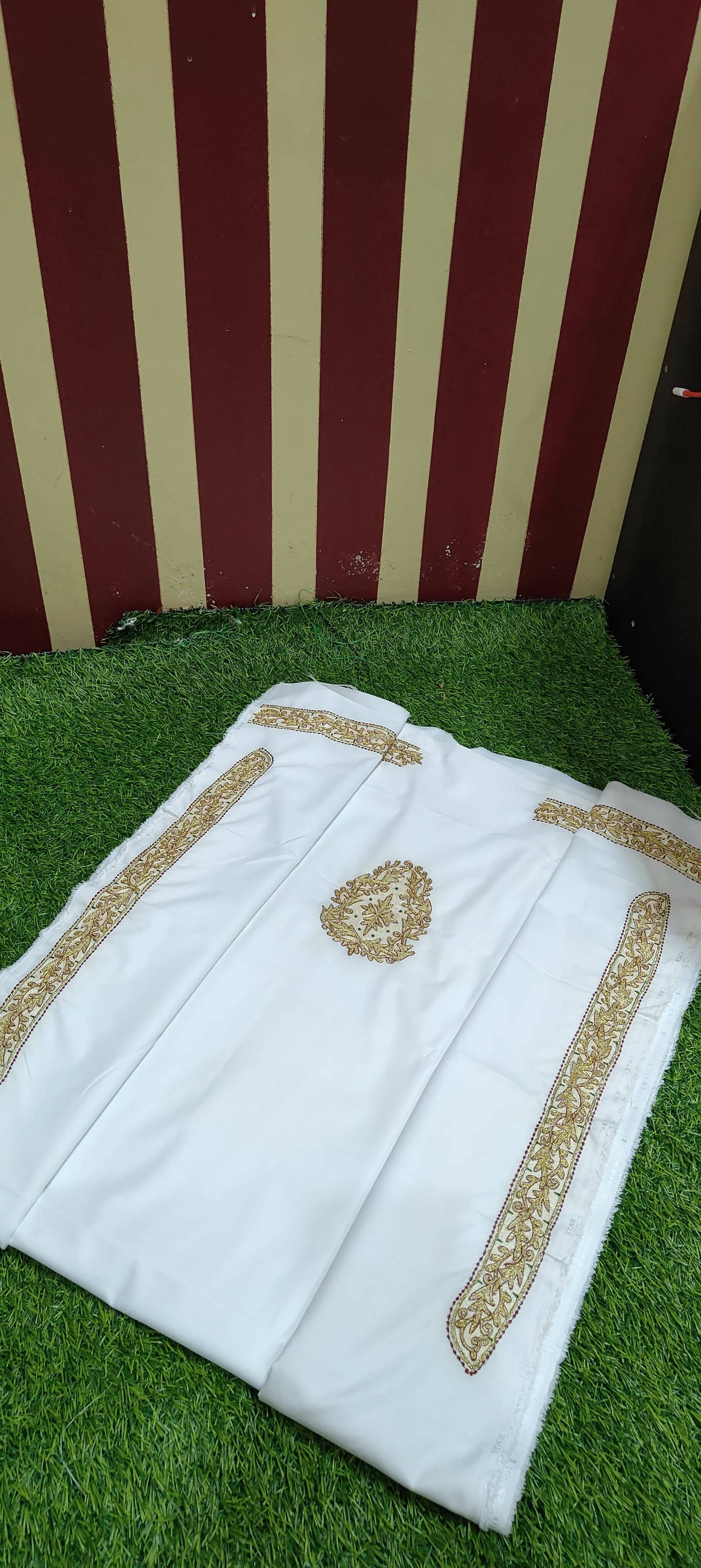 Embroided Kurta Pajama Saya