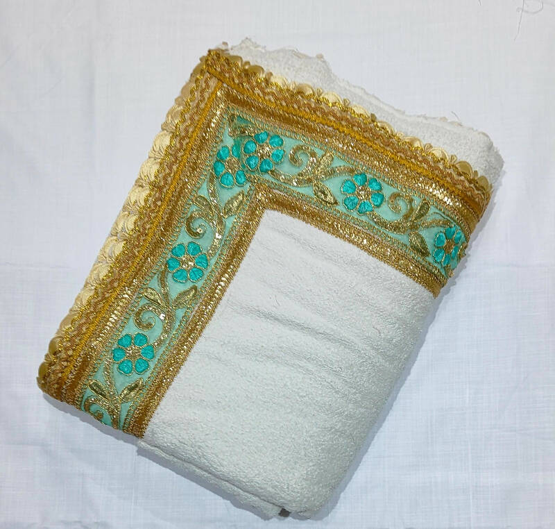 Sharaf & Ziayfat Set